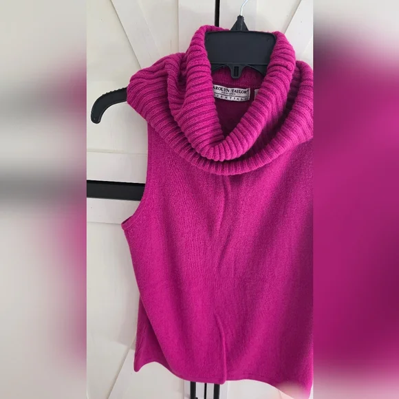 Women's Sleeveless Turtleneck Sweater - Black, White, and Pink - Picture 6 of 8